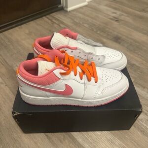Jordan 1 Low White and Pink Sneakers with Orange Laces